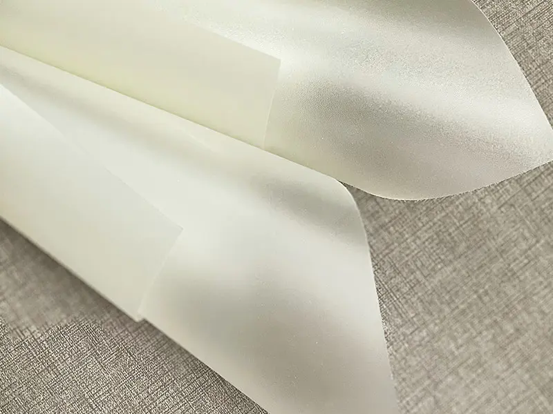 Nátěrová vrstva z PVC pro podlahy z PVC, SPC, LVT